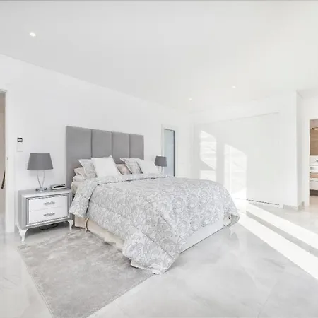 Vale Do Garrao Sleeps 6 Pool Air Con Wifi * Vale do Lobo